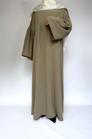 Abaya longue verte fluide – Coupe ample élégante Imène