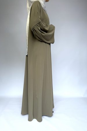 Abaya longue verte fluide – Coupe ample élégante Imène